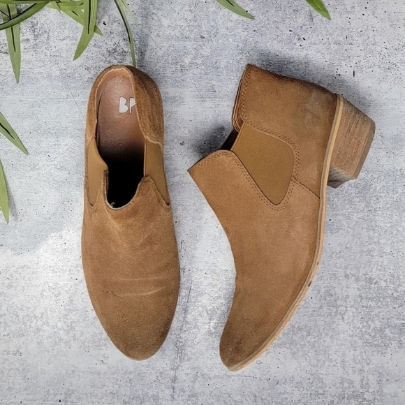 bp Shoes - BP | Tan Suede Slip-On Ankle Booties Size 9